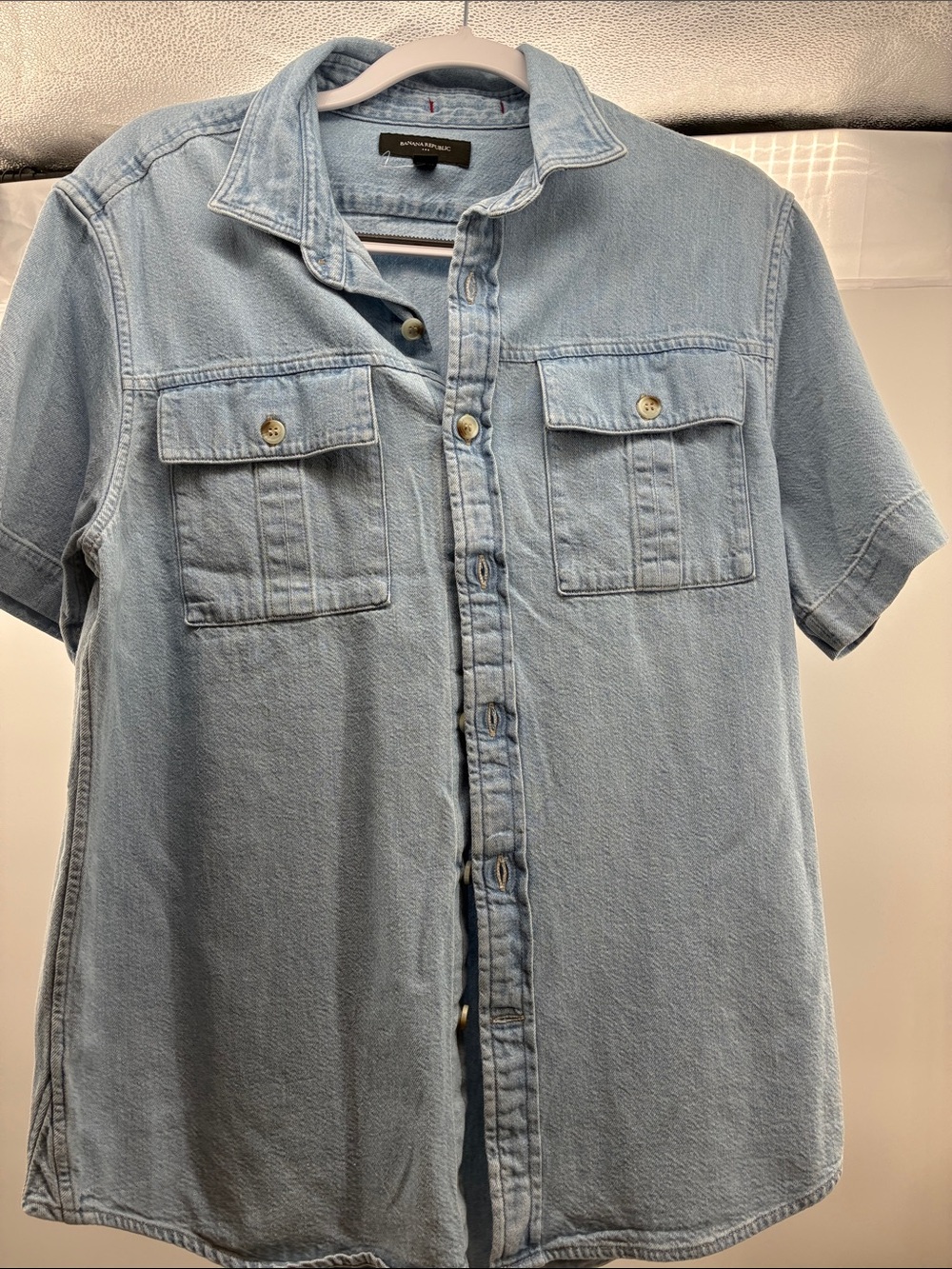 Banana Republic Light Blue Denim Short Sleeve Button-Down Shirt
